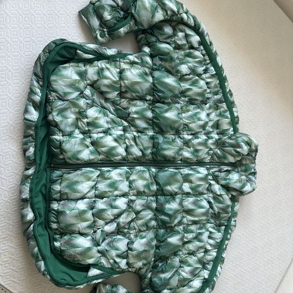 NWT Free People Kelly Green Pippa Packable Puffer Jacket  Size M - Picture 4 of 5